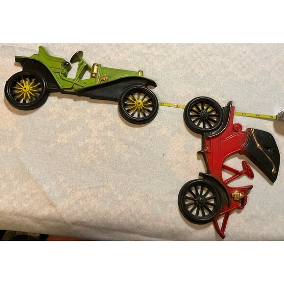 Vintage Midwest Cast Metal Antique Car Auto Plaques Wall Decor Hanging Set of 2 - Picture 8 of 8
